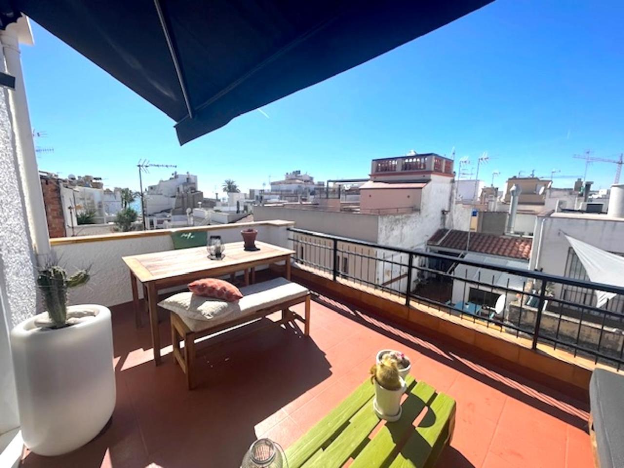 Unique Studio Apartment With Amazing Terrace Sitges Centre Beach Dış mekan fotoğraf